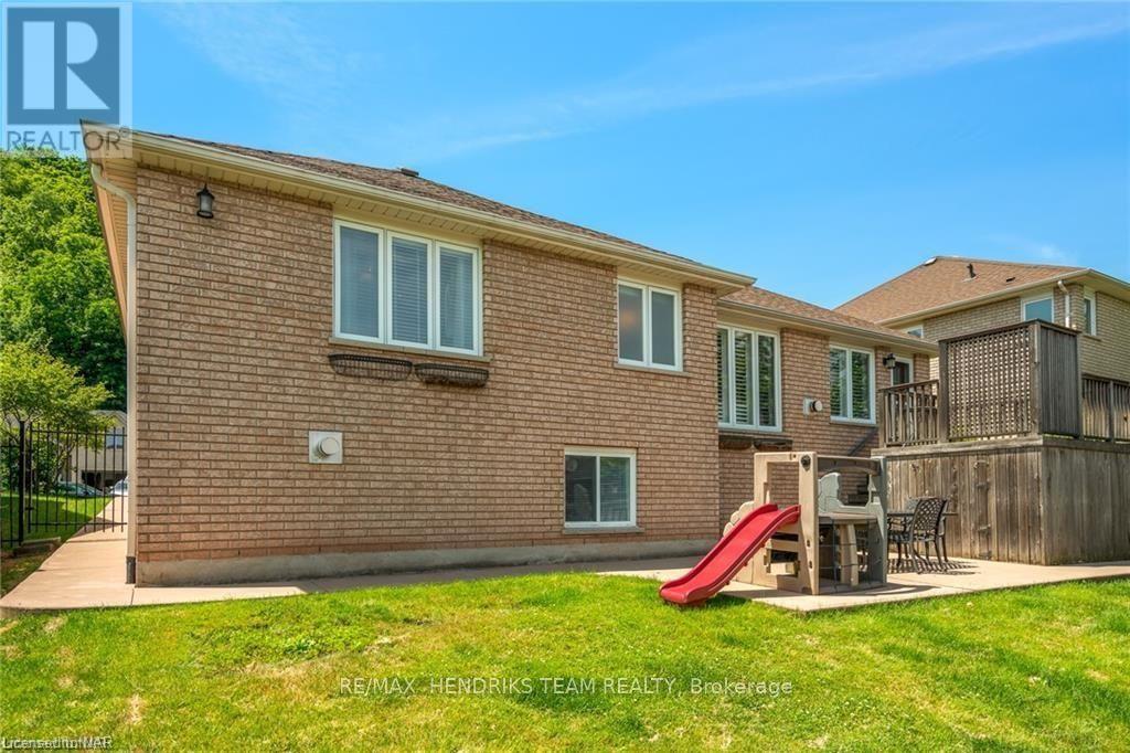 129 Dorchester Drive, Grimsby, Ontario  L3M 5H5 - Photo 31 - X9414442