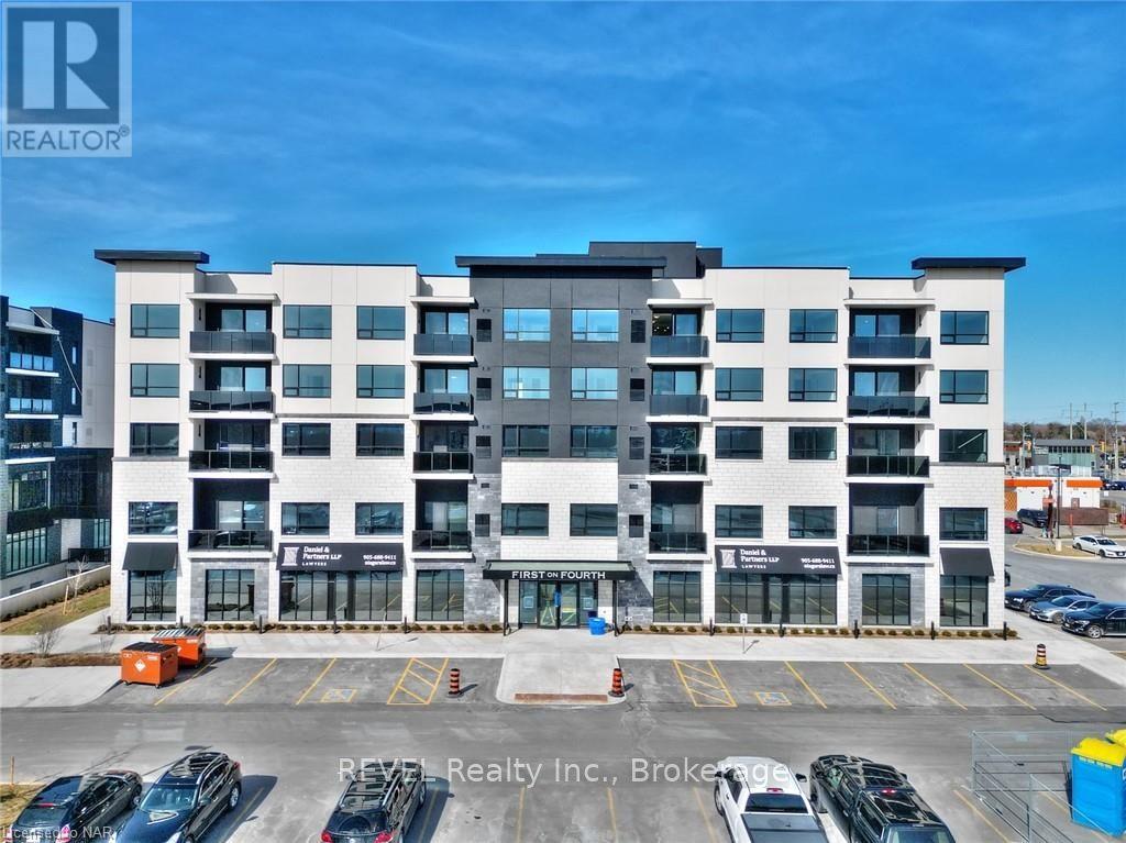 203 - 300b Fourth Avenue, St. Catharines, Ontario  L2S 0E6 - Photo 1 - X9767605