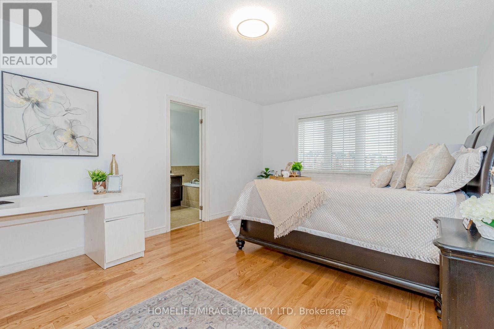 9 Dufay Road, Brampton, Ontario  L7A 4A1 - Photo 15 - W10421452
