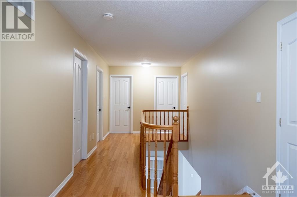 9 Leatherwood CrescentOttawa, Ontario  K2J 4X8 - Photo 12 - X10423122