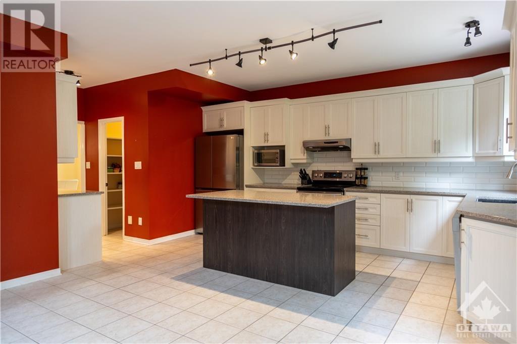 9 Leatherwood CrescentOttawa, Ontario  K2J 4X8 - Photo 7 - X10423122