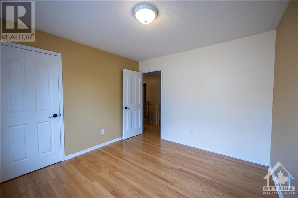 9 Leatherwood CrescentOttawa, Ontario  K2J 4X8 - Photo 20 - X10423122