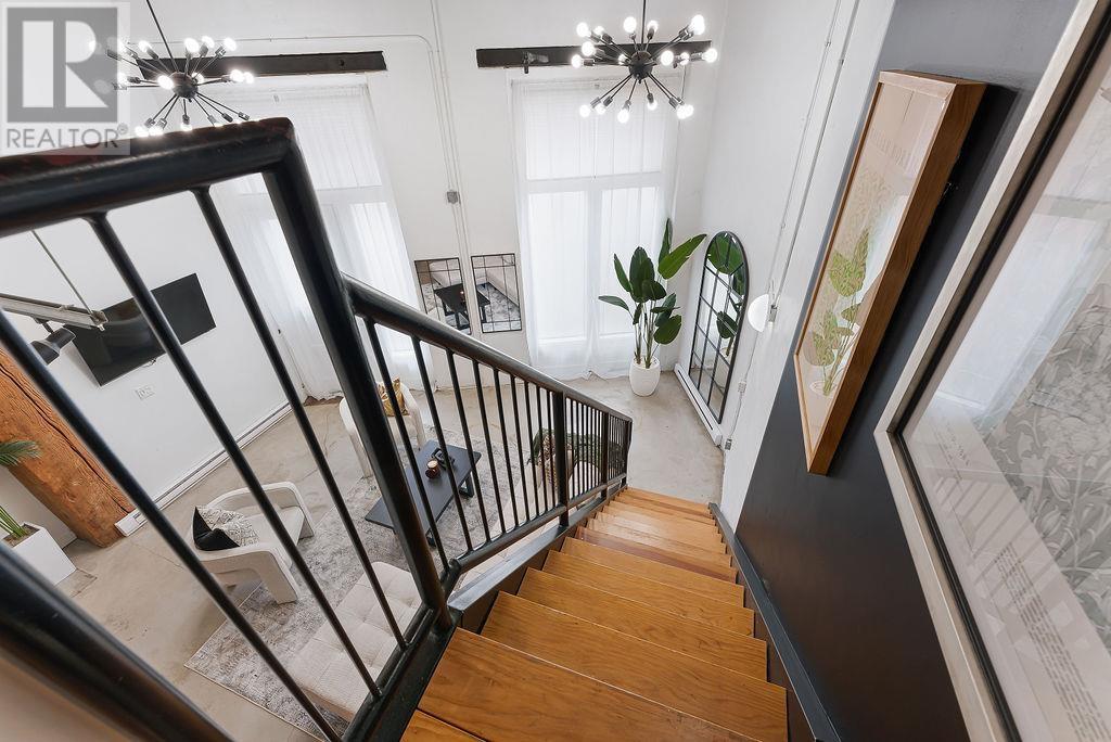 Property at 49 E CORDOVA STREET image 2