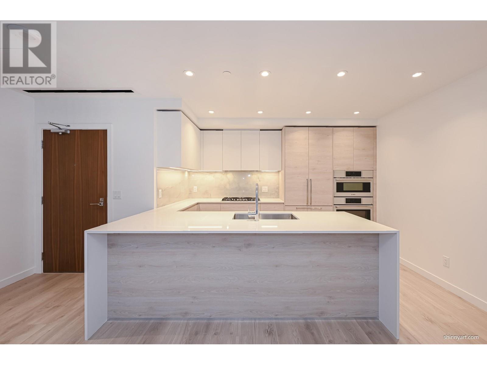4701 680 Quayside Drive, New Westminster, British Columbia  V3M 0P2 - Photo 2 - R2942676