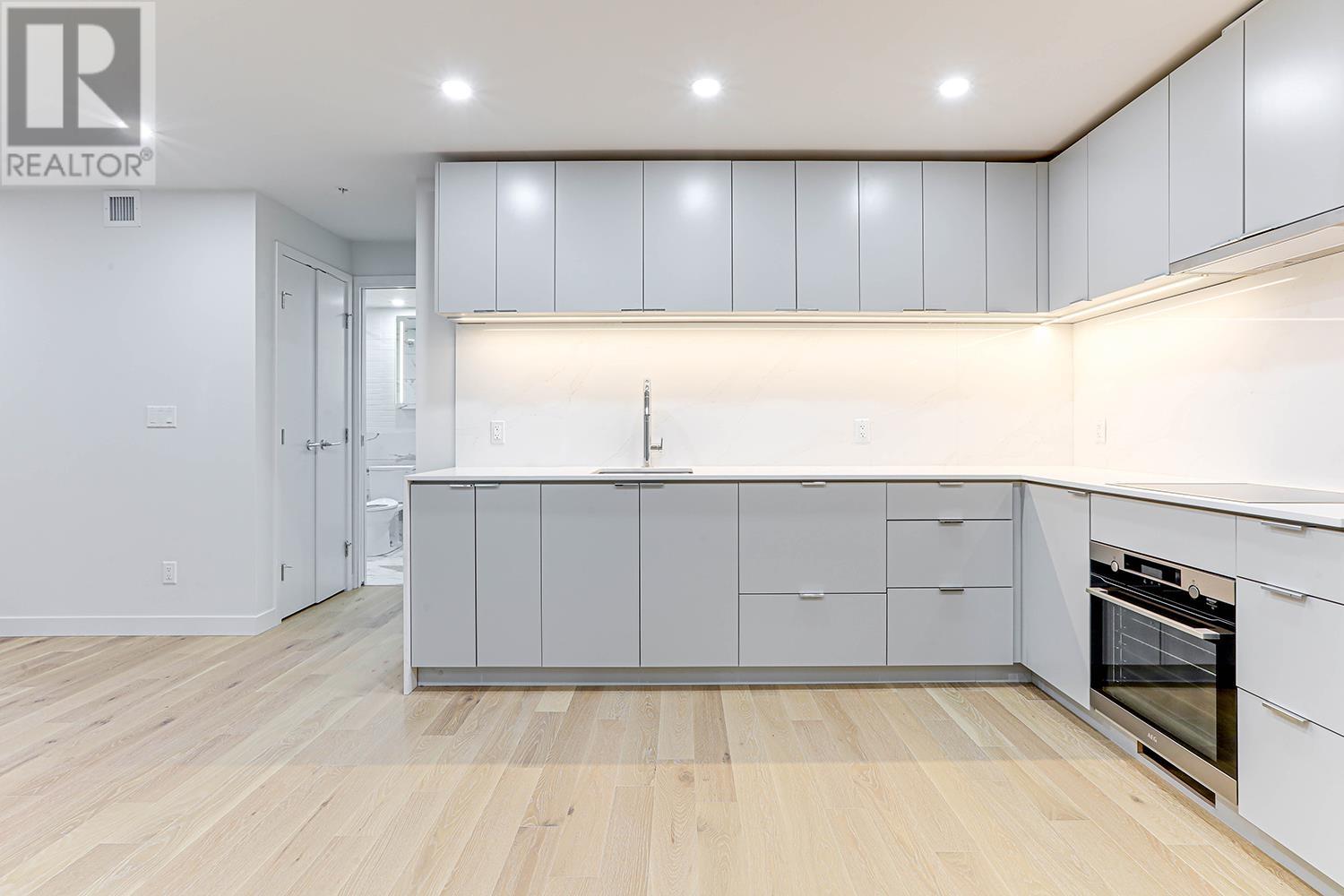 605 239 Keefer Street, Vancouver, British Columbia  V6A 1X6 - Photo 4 - R2943826