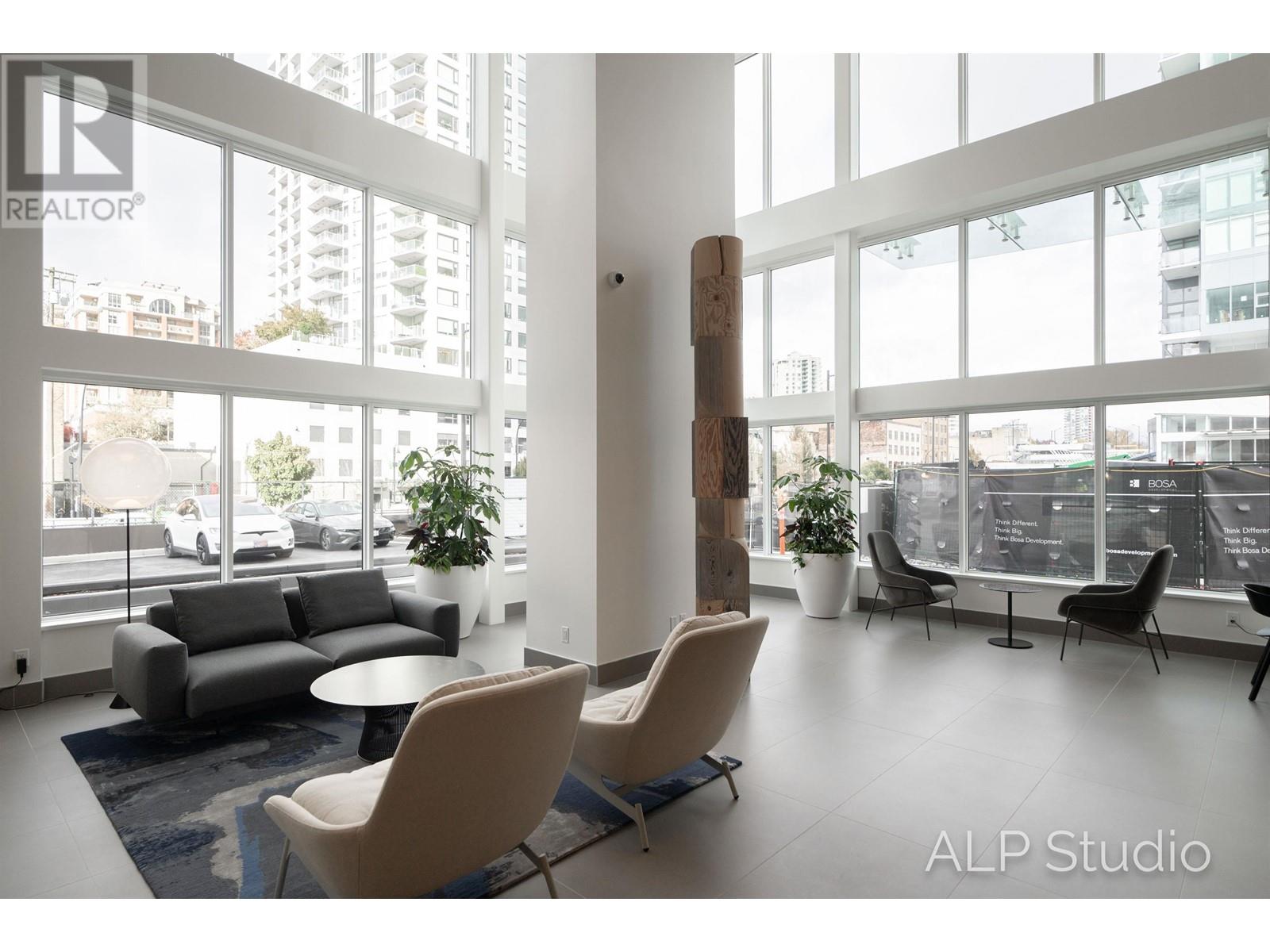 4405 680 Quayside Drive, New Westminster, British Columbia  V3M 0P2 - Photo 3 - R2943170