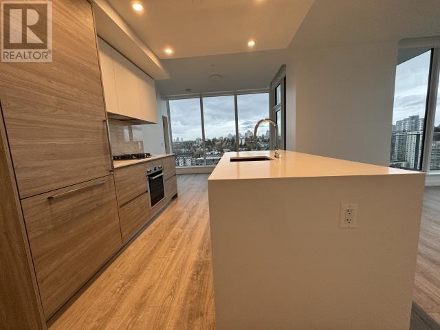 2504 680 Quayside Drive, New Westminster, British Columbia  V3M 0P2 - Photo 7 - R2943794