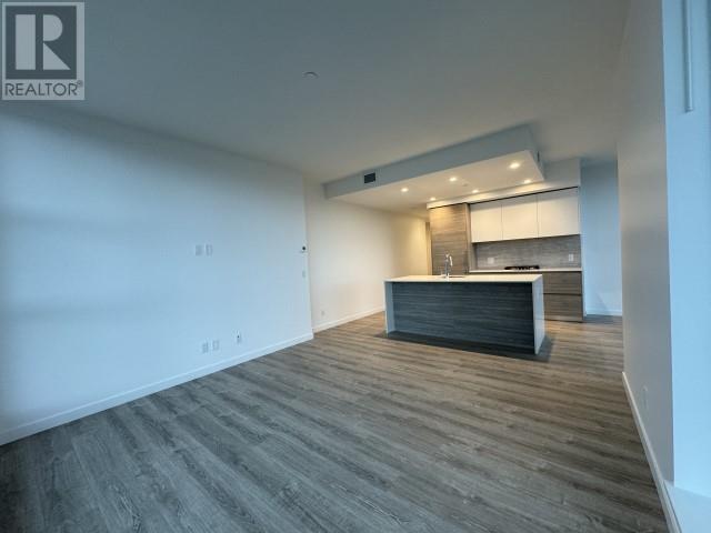 2504 680 Quayside Drive, New Westminster, British Columbia  V3M 0P2 - Photo 8 - R2943794