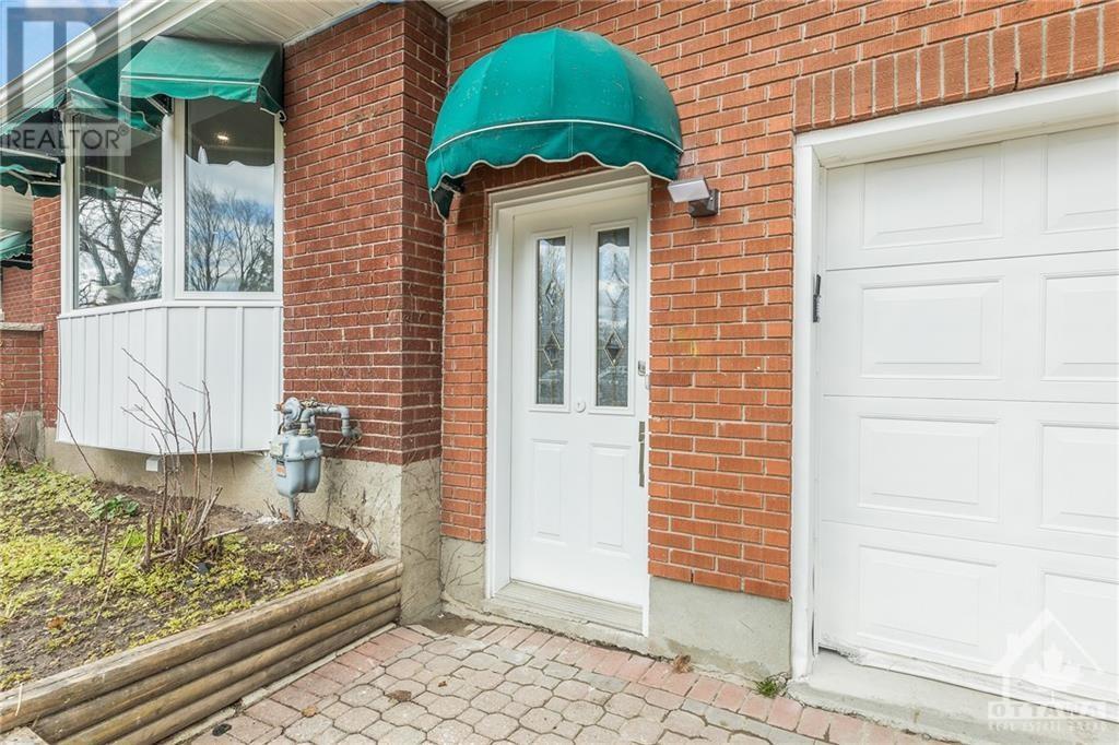 32 ROUNDHAY DRIVE UNIT#B Ottawa