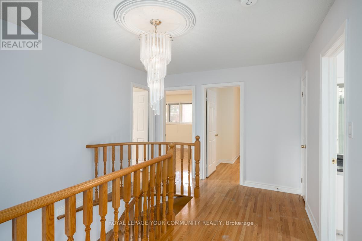 3 Creekview Avenue, Richmond Hill, Ontario  L4C 9X1 - Photo 20 - N10421029