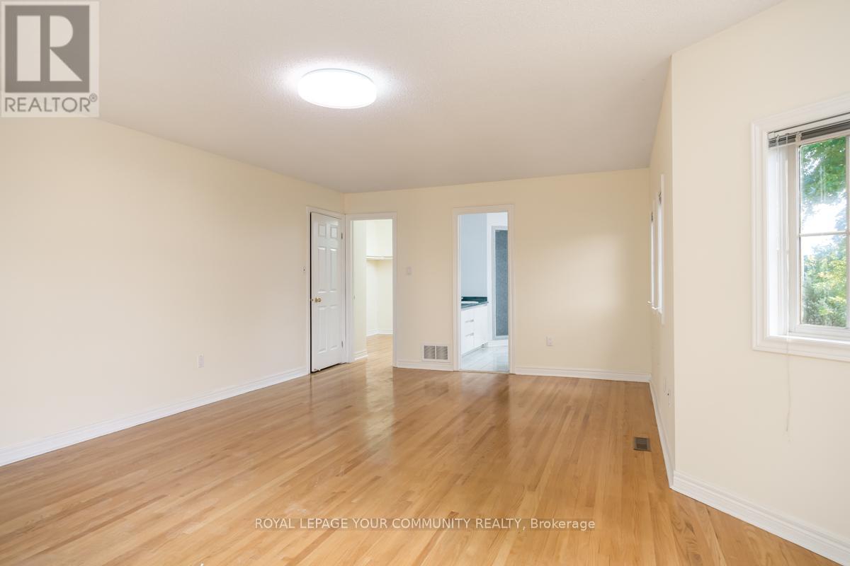 3 Creekview Avenue, Richmond Hill, Ontario  L4C 9X1 - Photo 22 - N10421029