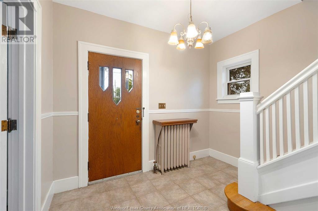 Property at 891 LOUIS image 5