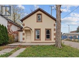 559 CHATHAM East, windsor, Ontario