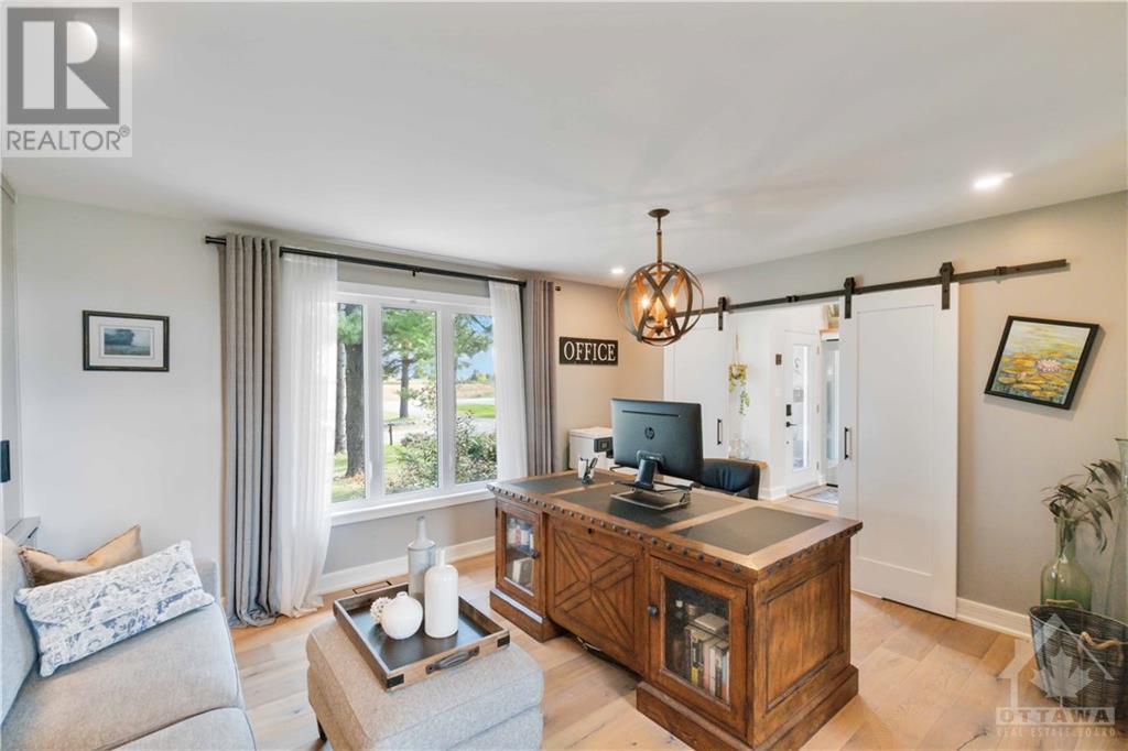 2704 River RoadOttawa, Ontario  K0A 2A0 - Photo 11 - X10423168