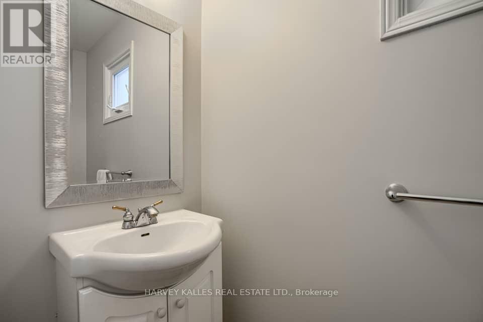 44 Constellation Crescent, Richmond Hill, Ontario  L4C 8J6 - Photo 21 - N9386428