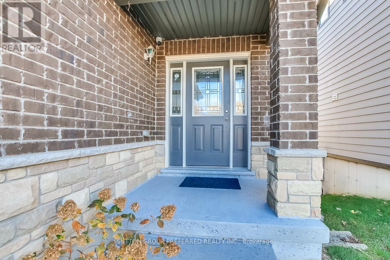 Photo 4 of 37 for 1851 Frederick Crescent