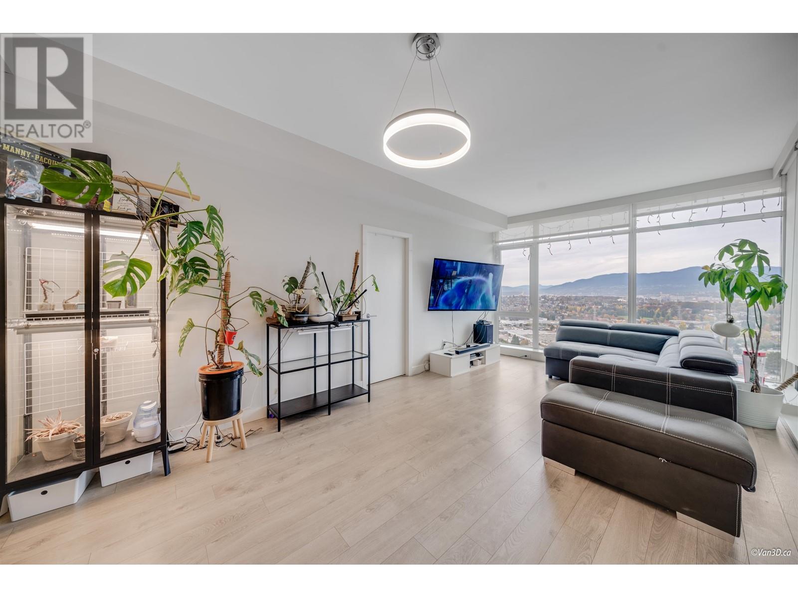 Listing Picture 11 of 29 : 2706 1788 GILMORE STREET, Burnaby / 本拿比 - 魯藝地產 Yvonne Lu Group - MLS Medallion Club Member