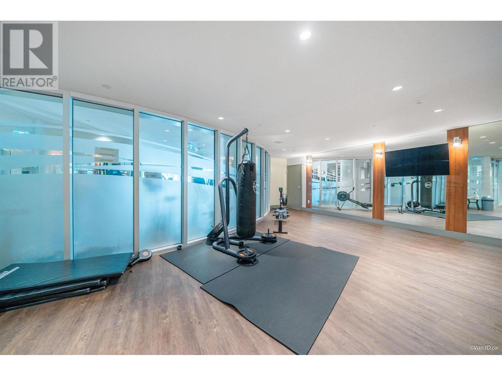 Listing Picture 28 of 29 : 2706 1788 GILMORE STREET, Burnaby / 本拿比 - 魯藝地產 Yvonne Lu Group - MLS Medallion Club Member