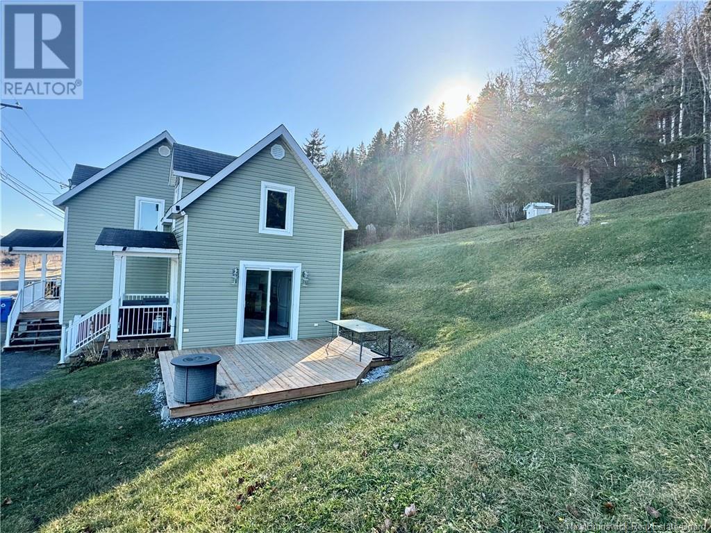 Property at 5642 Centrale Street image 2