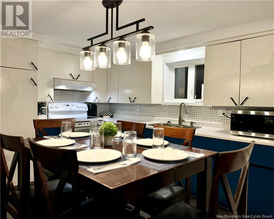 Property at 5642 Centrale Street image 5