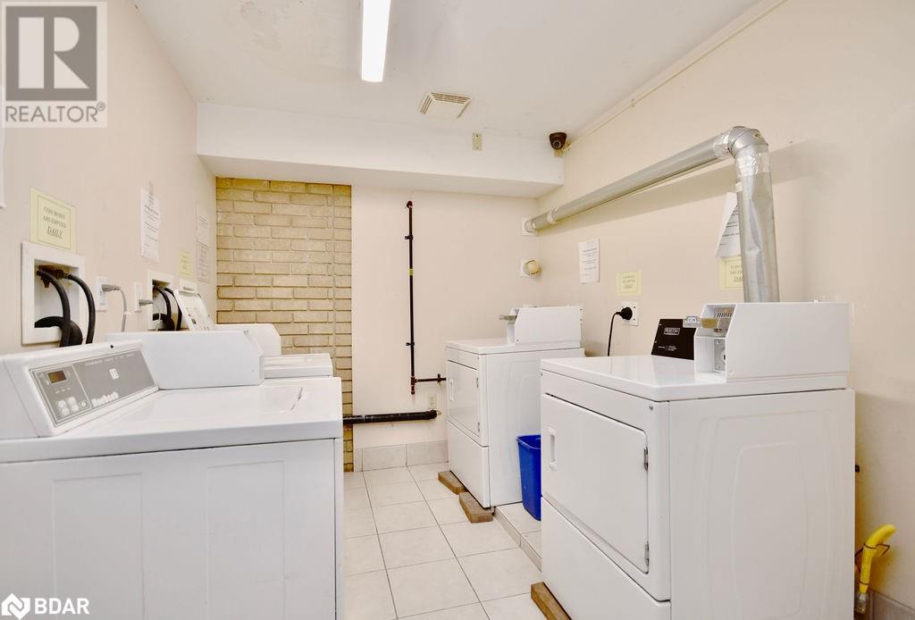 24 North Street, Barrie, Ontario  L4M 2R9 - Photo 34 - 40676440