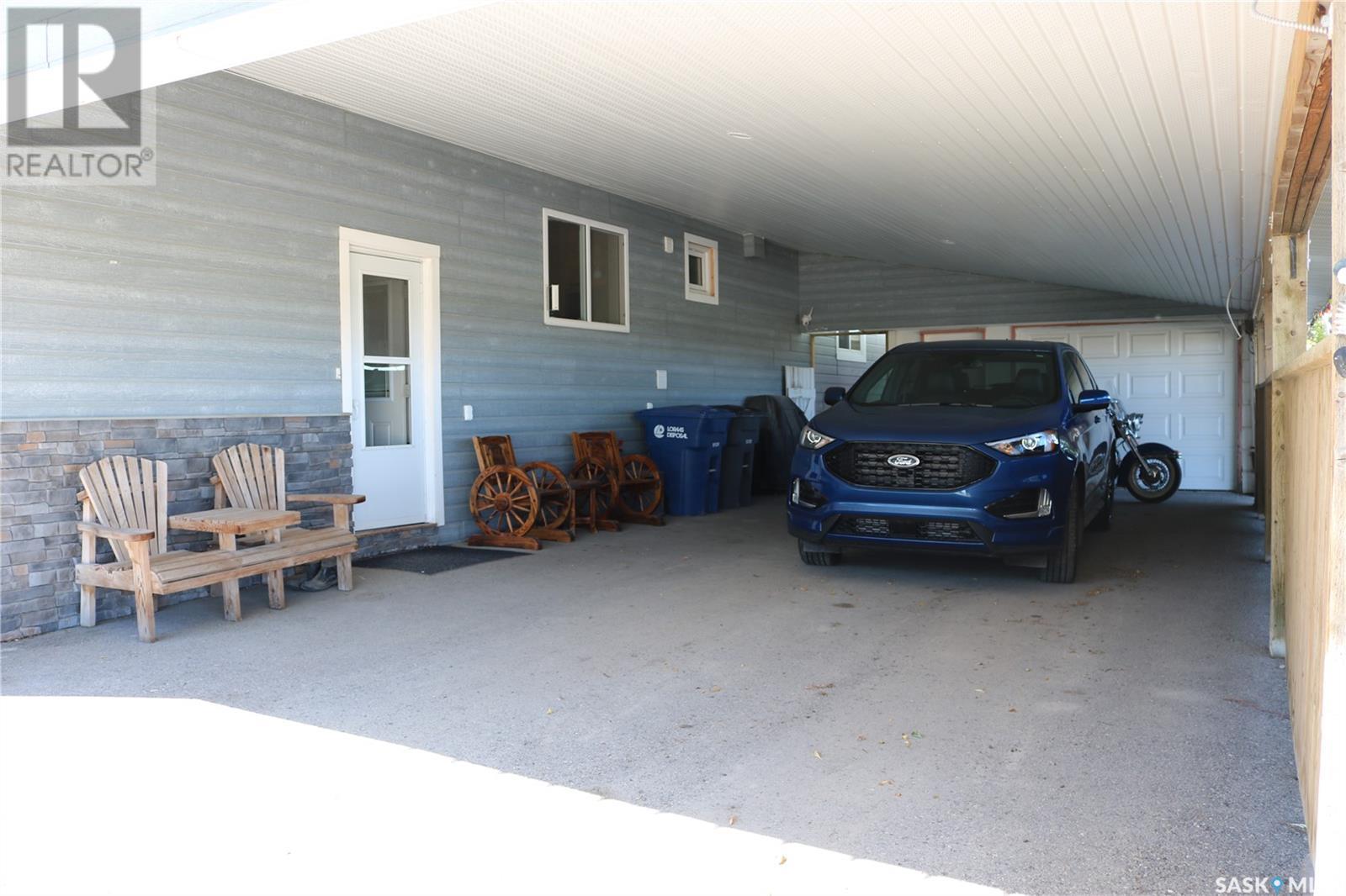 602 Mountain Street, Moosomin, Saskatchewan  S0G 3N0 - Photo 40 - SK988094