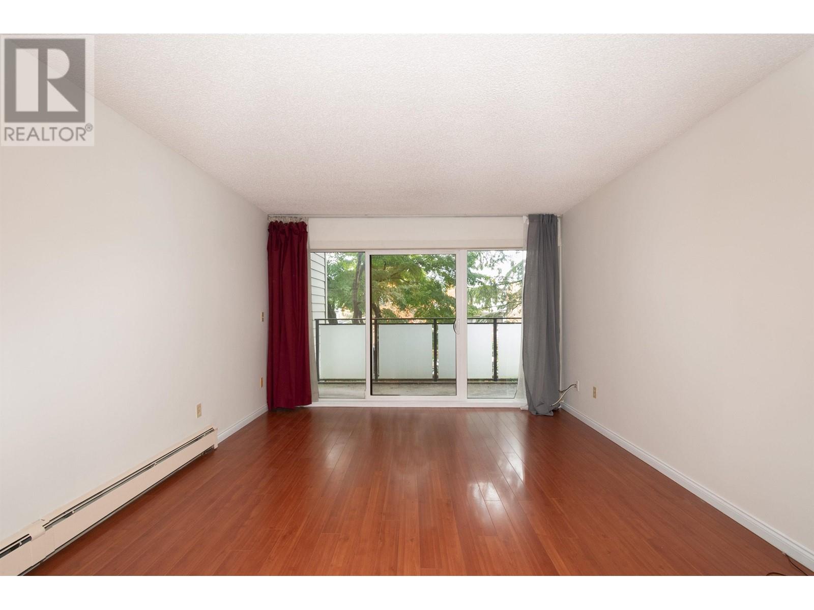 202 1066 E 8th Avenue, Vancouver, British Columbia V5T 1T9 - Photo 11 - R2943150
