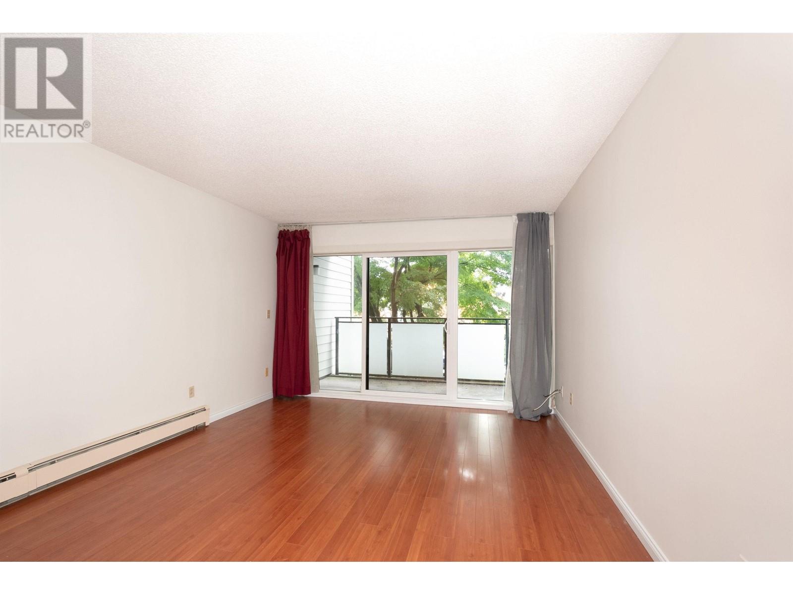 202 1066 E 8th Avenue, Vancouver, British Columbia V5T 1T9 - Photo 10 - R2943150