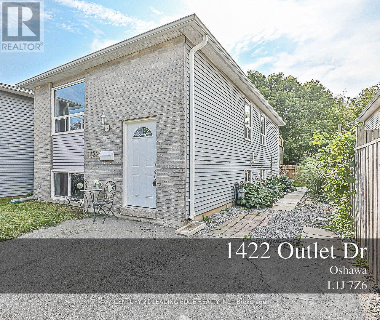 1422 OUTLET DRIVE, Oshawa, Ontario