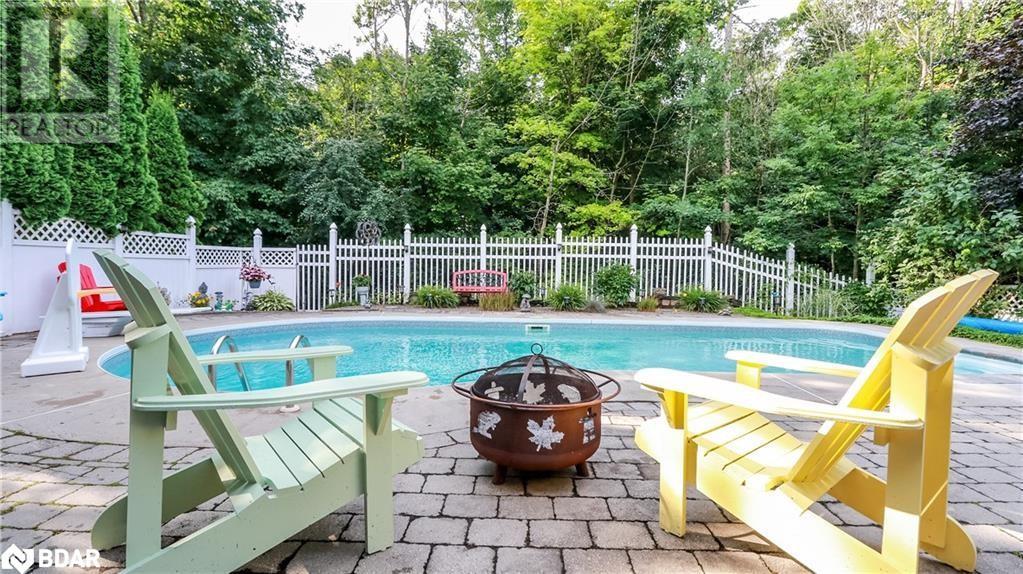 156 Columbia Road, Barrie, Ontario  L4N 8E3 - Photo 4 - 40676893