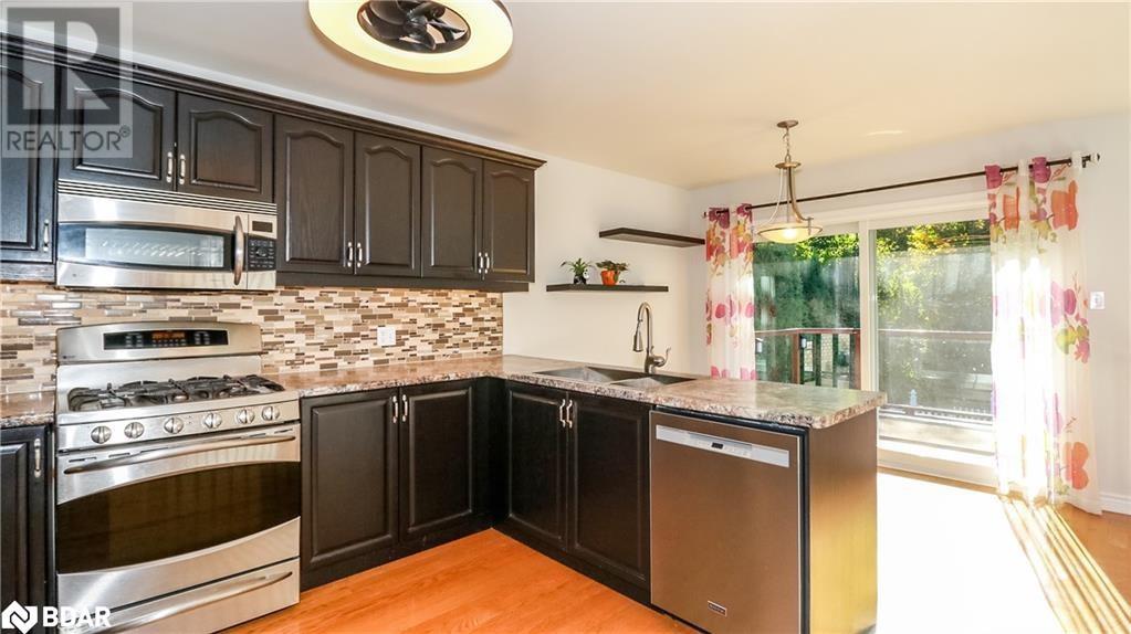 156 Columbia Road, Barrie, Ontario  L4N 8E3 - Photo 9 - 40676893