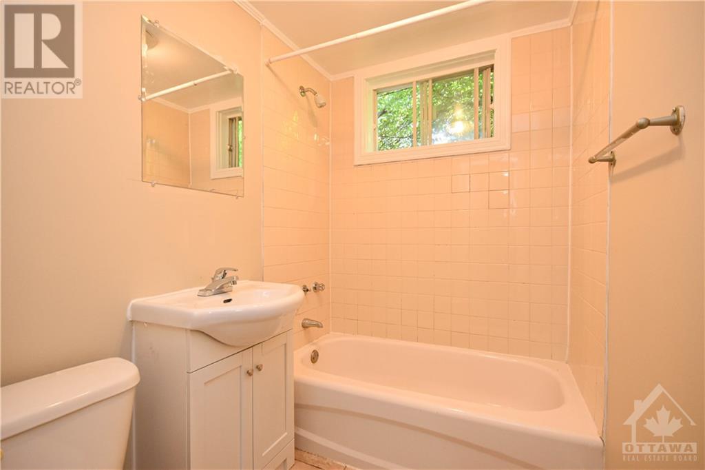 55 Glendale Avenue, Ottawa, Ontario  K1S 1W3 - Photo 5 - X10423185