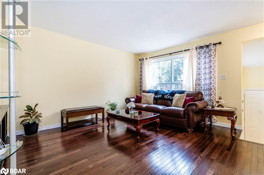 63 Ferris Lane Unit# J5, Barrie, Ontario  L4M 5C4 - Photo 12 - 40677086
