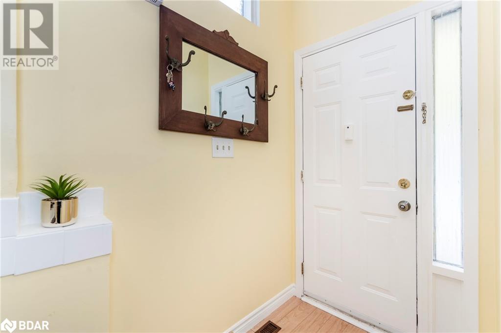 63 Ferris Lane Unit# J5, Barrie, Ontario  L4M 5C4 - Photo 4 - 40677086