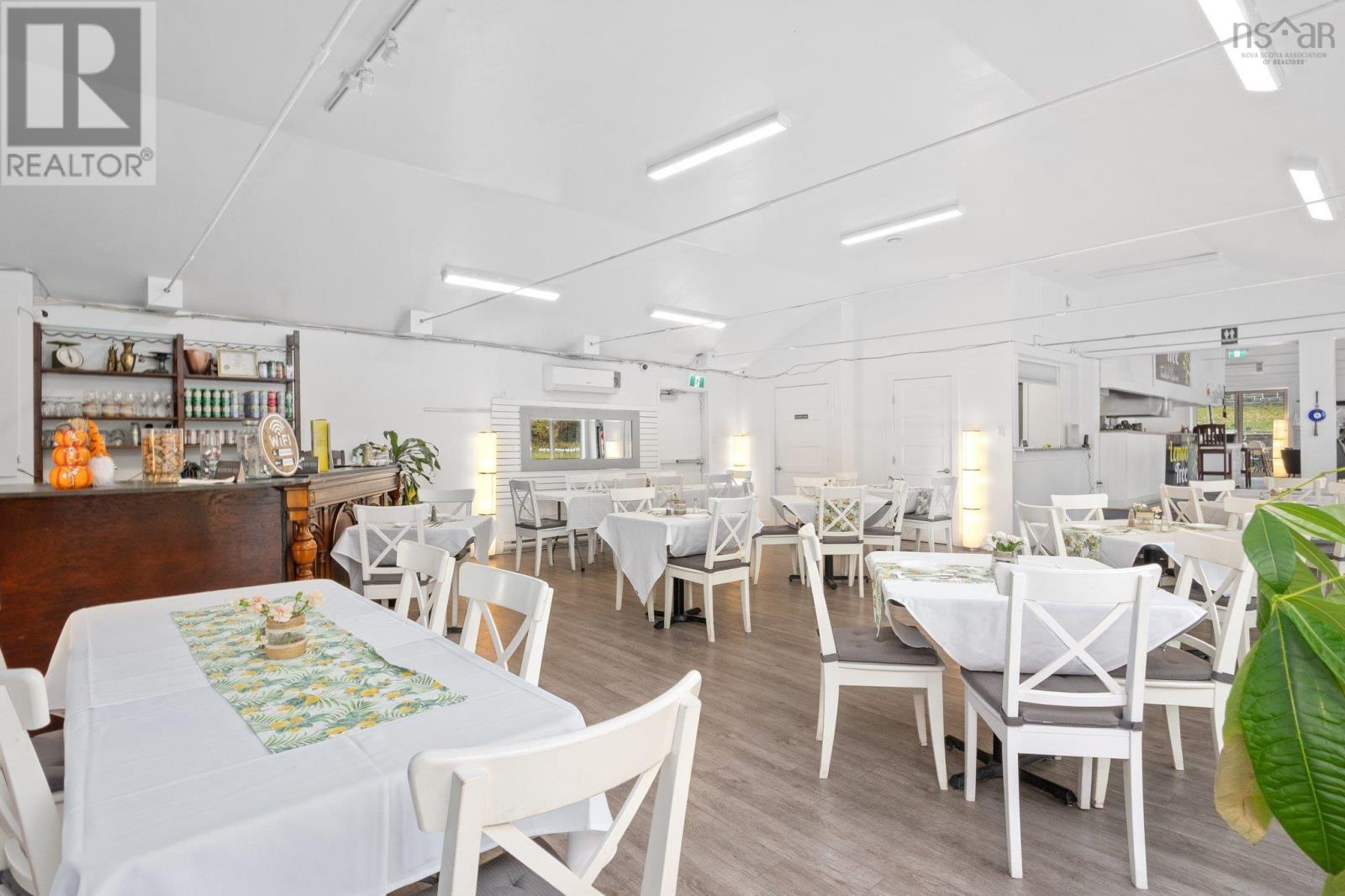 805/807 Bedford Highway, Halifax, Nova Scotia  B4A 1A4 - Photo 21 - 202426550