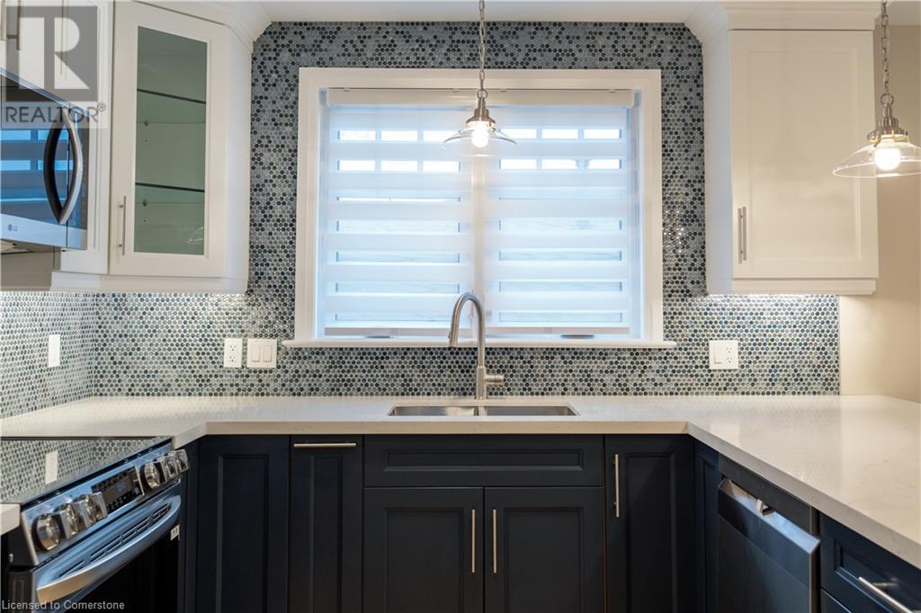 16 Jay Street Unit# A, Hamilton, Ontario  L9A 2R4 - Photo 11 - 40676828