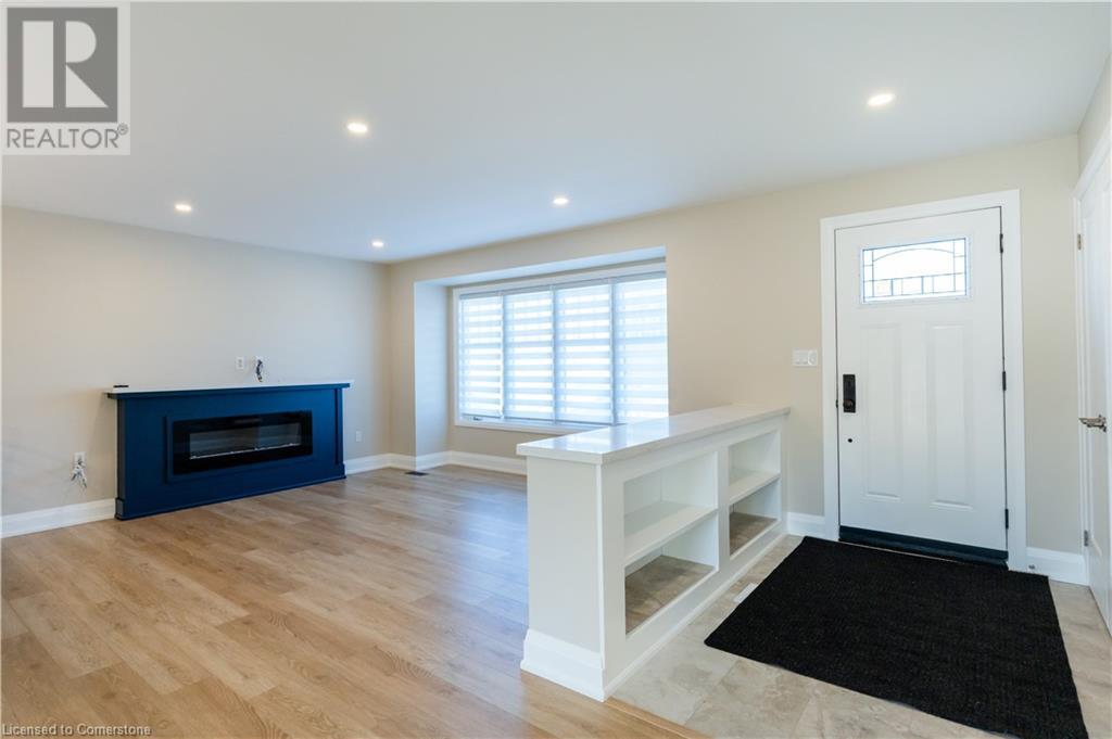 16 Jay Street Unit# A, Hamilton, Ontario  L9A 2R4 - Photo 2 - 40676828