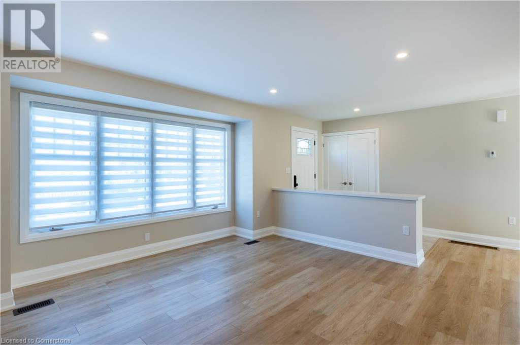 16 Jay Street Unit# A, Hamilton, Ontario  L9A 2R4 - Photo 4 - 40676828