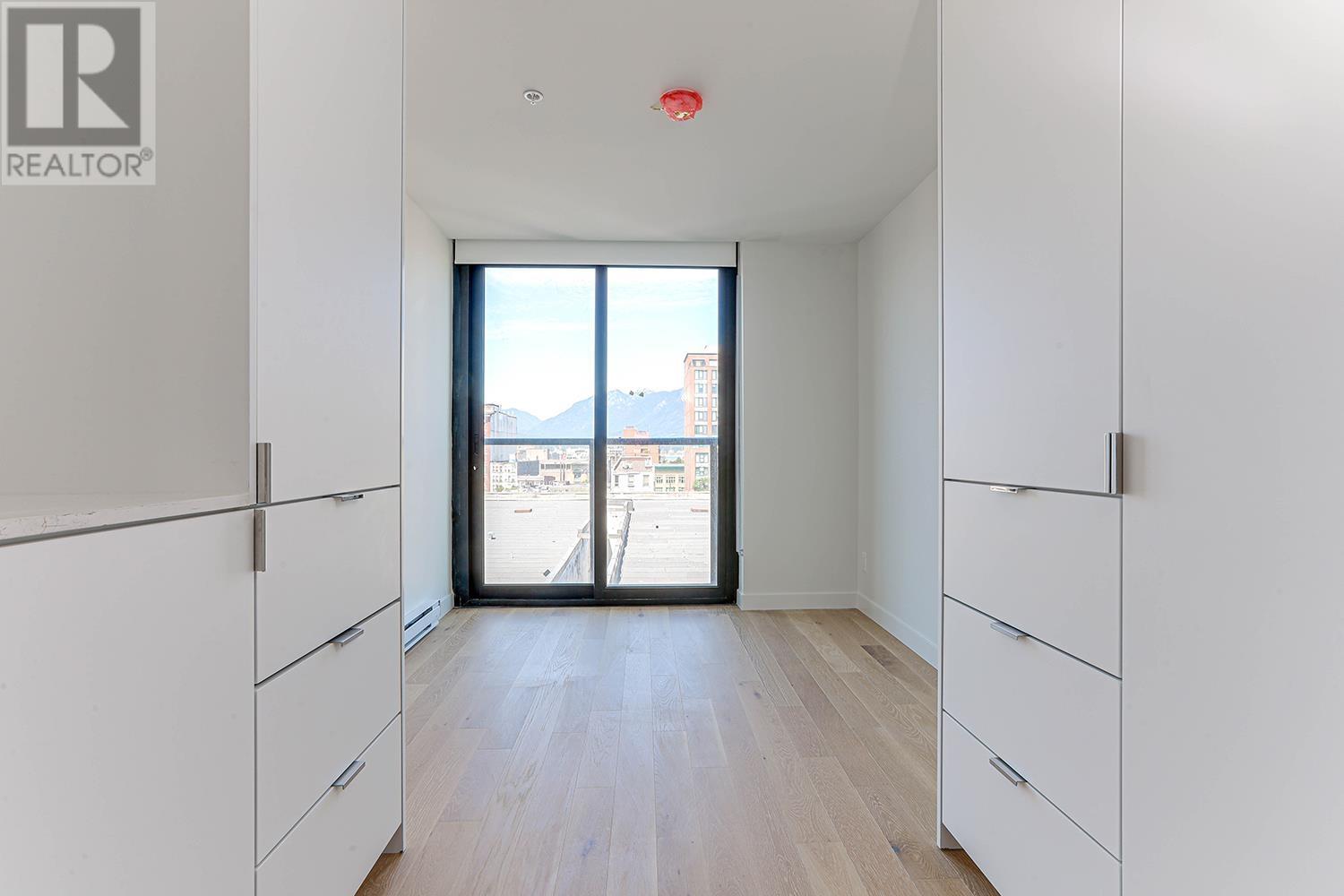 Listing Picture 9 of 19 : 703 239 KEEFER STREET, Vancouver / 溫哥華 - 魯藝地產 Yvonne Lu Group - MLS Medallion Club Member