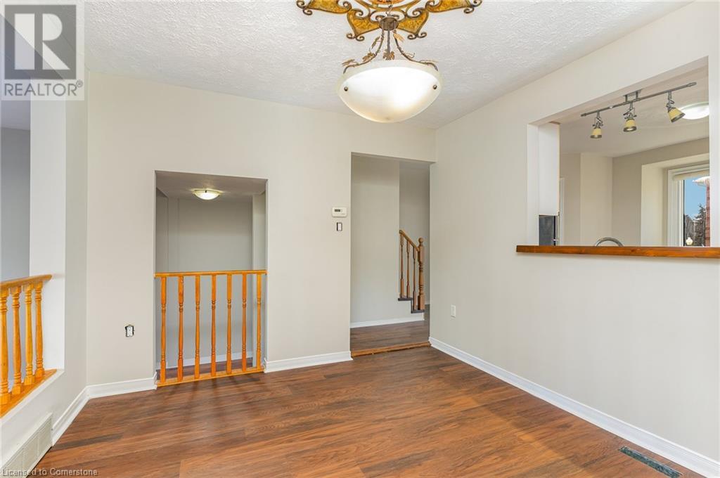 72 Stone Church Road W Unit# 18, Hamilton, Ontario  L9B 2H6 - Photo 6 - 40676302