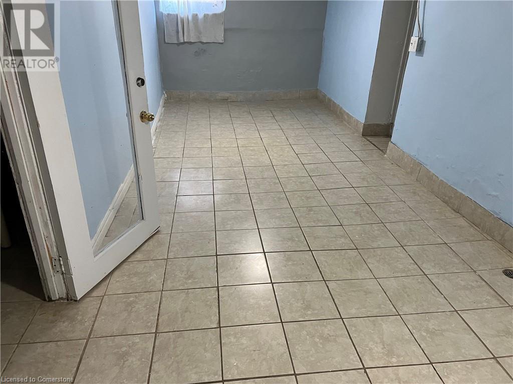 42 Princess Street Unit# Basement, Hamilton, Ontario  L8L 3K6 - Photo 11 - 40677117