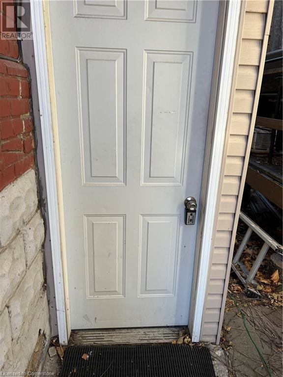 42 Princess Street Unit# Basement, Hamilton, Ontario  L8L 3K6 - Photo 3 - 40677117
