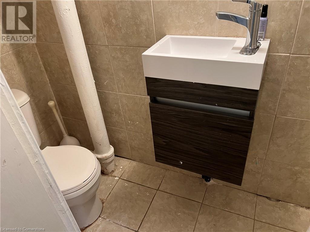 42 Princess Street Unit# Basement, Hamilton, Ontario  L8L 3K6 - Photo 8 - 40677117