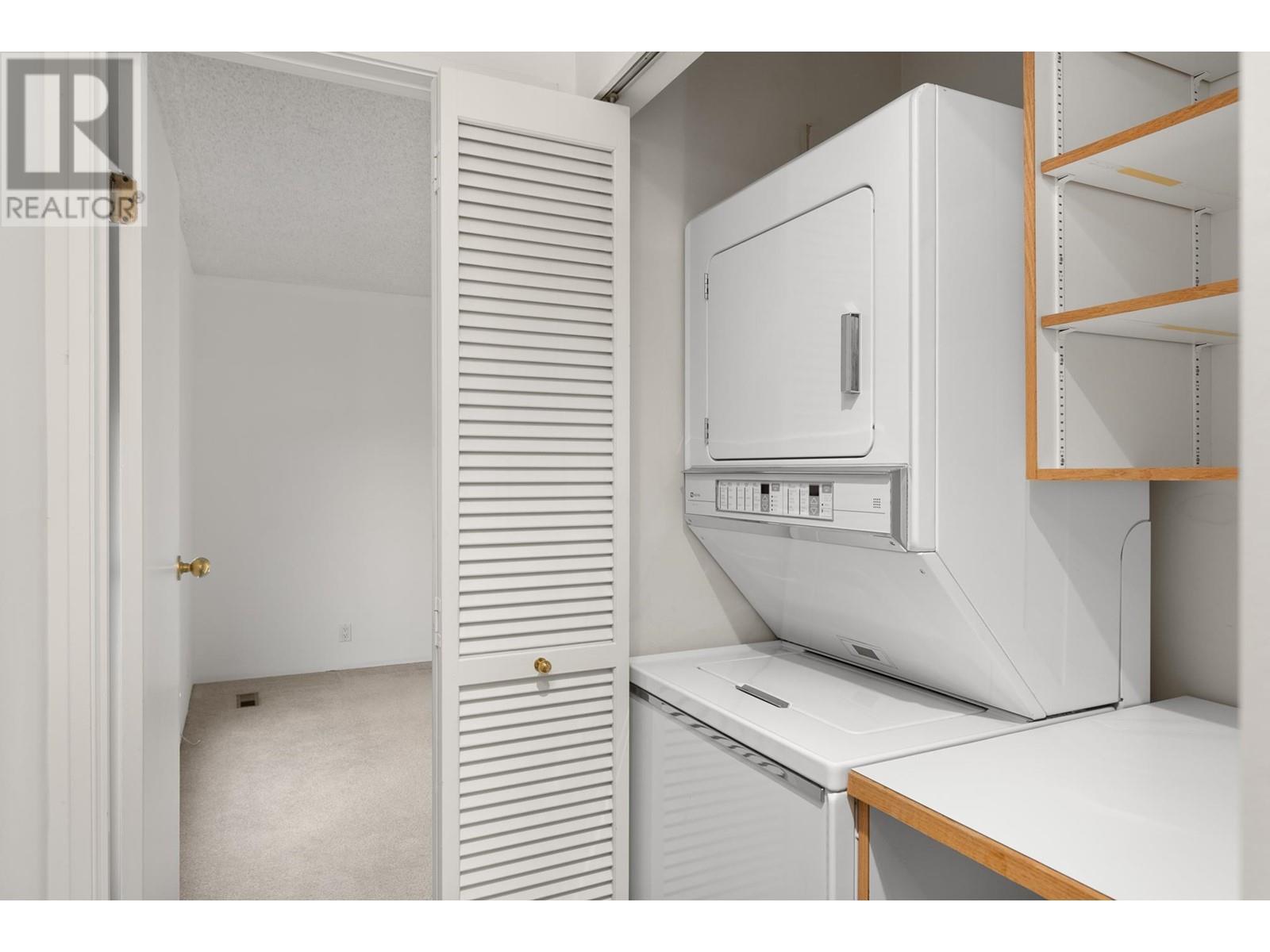 328 Wethersfield Drive, Vancouver, British Columbia  V5X 4N1 - Photo 23 - R2937977