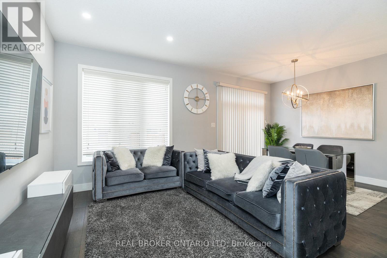 90 - 2070 Meadowgate Boulevard, London, Ontario  N6M 0H5 - Photo 8 - X10422434