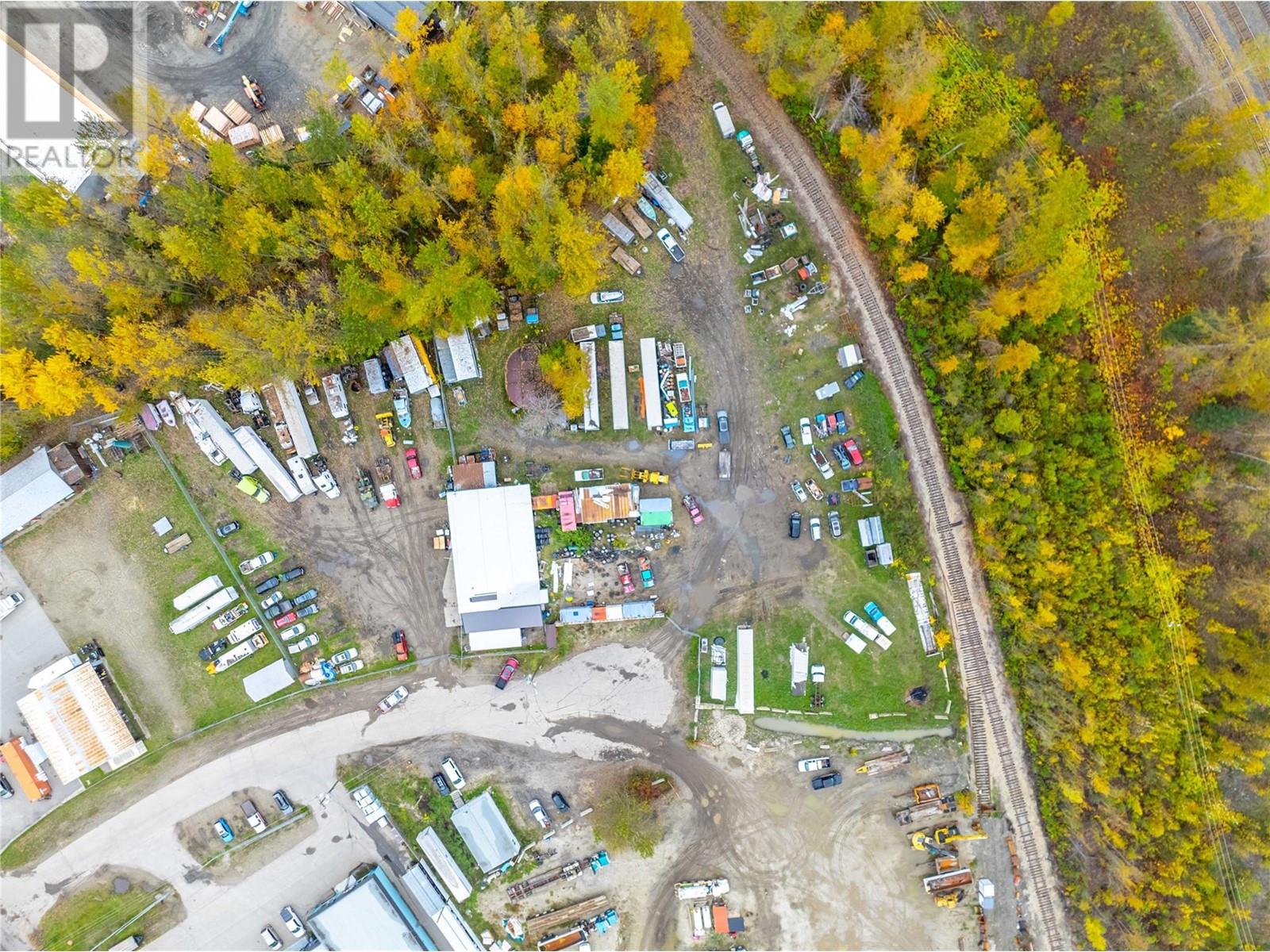 96 Macpherson Street, Revelstoke, British Columbia  V0E 2S0 - Photo 14 - 10328066