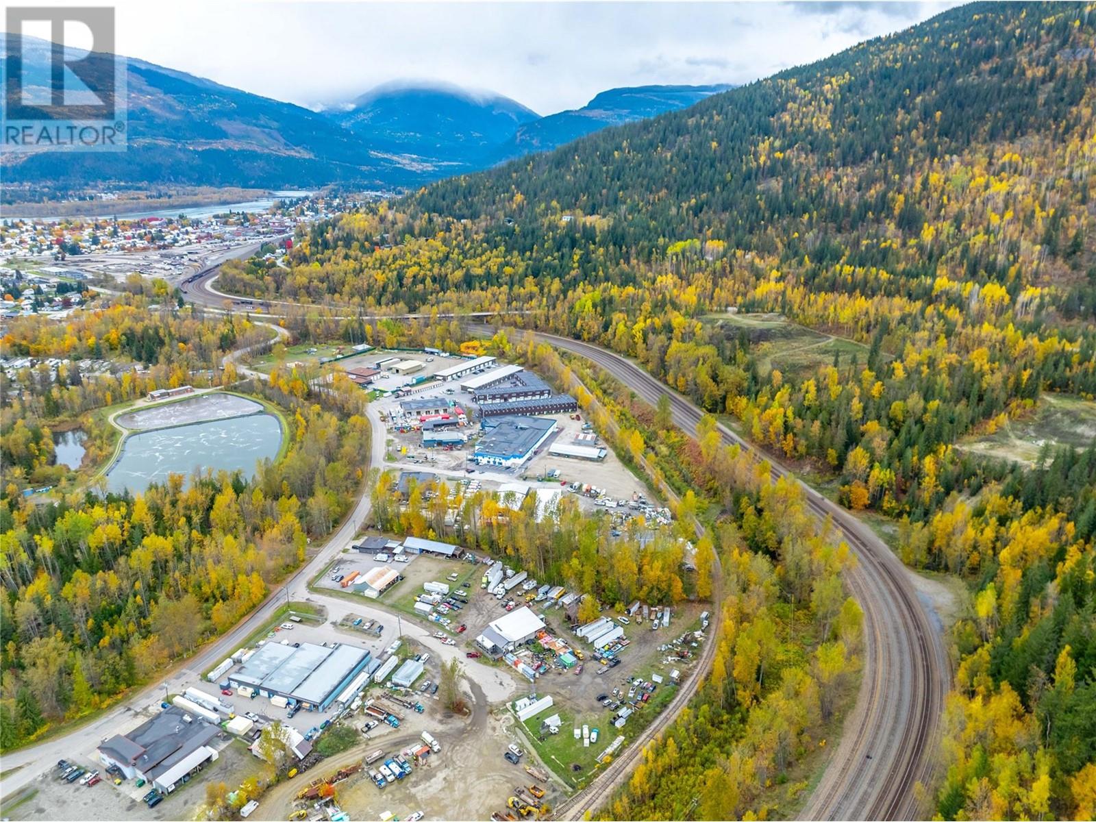 96 Macpherson Street, Revelstoke, British Columbia  V0E 2S0 - Photo 16 - 10328066