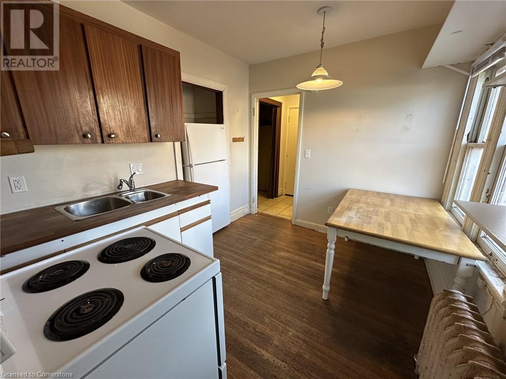 119 Holton Avenue S Unit# 3, Hamilton, Ontario  L8M 2L6 - Photo 3 - 40676495
