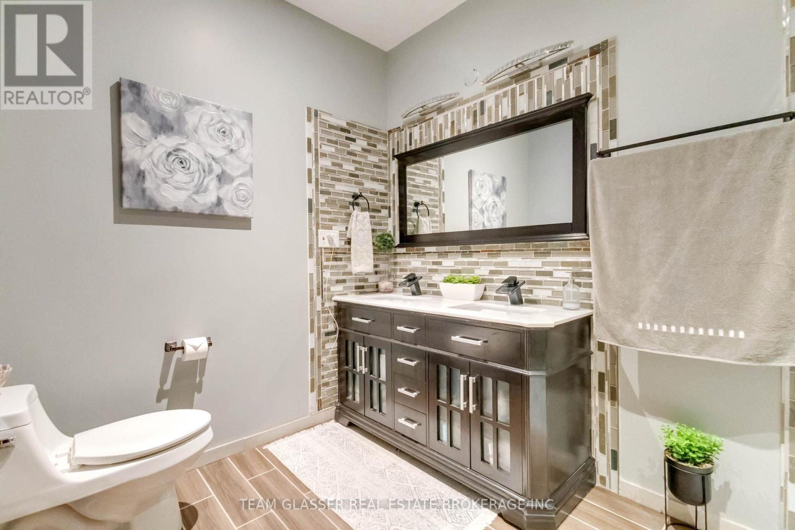 6571 Carroll Drive, Southwest Middlesex, Ontario  N0L 1T0 - Photo 18 - X10422511