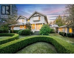 4480 ROSS CRESCENT, West Vancouver, British Columbia